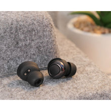 Заредете изображение във визуализатора на галерията – HOCO wireless earphones bluetooth TWS EW200 black
