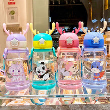 Заредете изображение във визуализатора на галерията – Water bottle with straw and leash for kids 500 - 600 ml purple
