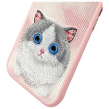 Заредете изображение във визуализатора на галерията – Гръб NIMMY BIG EYED PET 2.0 Cat за IPHONE 15 розов
