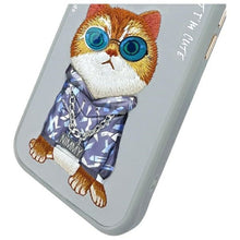 Заредете изображение във визуализатора на галерията – NIMMY case GLASSES COOL CAT for IPHONE 15 gray
