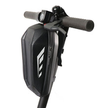 Заредете изображение във визуализатора на галерията – Handlebar bag for bike / scooter waterproof with zipper FSBFB-453-1 black
