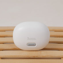 Заредете изображение във визуализатора на галерията – HOCO wireless earphones bluetooth TWS EW203 white
