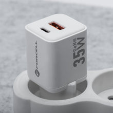 Заредете изображение във визуализатора на галерията – FORCELL F-ENERGY Mini GaN III VT-35C travel charger with 1 x Type C + 1x USB A sockets, PD QC4.0 35W white
