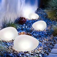 Заредете изображение във визуализатора на галерията – Lampa solarna LED w kształcie kamienia 14 cm RC-K-1486
