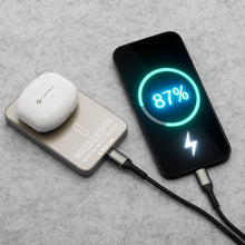 Заредете изображение във визуализатора на галерията – FORCELL F-ENERGY F10K8 Super Slim powerbank compatible with MagSafe PD3.0 QC4.0 15W 10000 mAh titanium dessert
