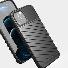 Заредете изображение във визуализатора на галерията – Гръб THUNDER за IPHONE 17 Pro Max черен
