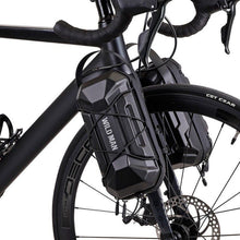 Заредете изображение във визуализатора на галерията – WILDMAN traveling bag for scooter waterproof 3L GD6X Plus black
