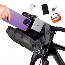Заредете изображение във визуализатора на галерията – WILDMAN traveling bag for bike handlebars with zipper 2L GD8 green
