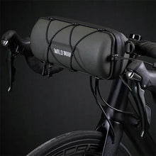 Заредете изображение във визуализатора на галерията – WILDMAN traveling bag for bike handlebars with zipper 2L GD7X green
