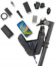 Заредете изображение във визуализатора на галерията – WILDMAN traveling bag for scooter waterproof 2L GD6X black
