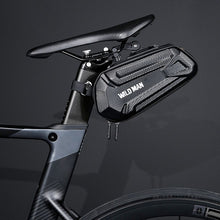 Заредете изображение във визуализатора на галерията – WILDMAN traveling bag under bike saddle with zipper 1,2L XT7 black
