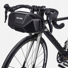 Заредете изображение във визуализатора на галерията – WILDMAN traveling bag for bike handlebars with zipper 3,5L X9 black
