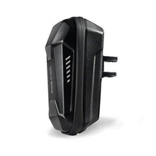 Заредете изображение във визуализатора на галерията – WILDMAN traveling bag for scooter waterproof 4L ES8X Max black
