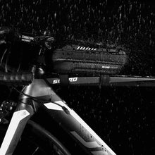 Заредете изображение във визуализатора на галерията – WILDMAN traveling bag for bike frame with zipper 1L ES5 black
