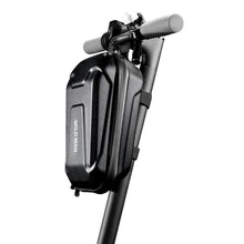 Заредете изображение във визуализатора на галерията – WILDMAN traveling bag for scooter waterproof 2L TS8 black
