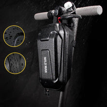 Заредете изображение във визуализатора на галерията – WILDMAN traveling bag for scooter waterproof 3L TS8 Plus black

