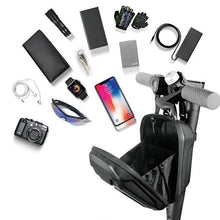Заредете изображение във визуализатора на галерията – WILDMAN traveling bag for scooter waterproof 2,5L TS9 black
