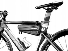 Заредете изображение във визуализатора на галерията – WILDMAN traveling bag under the bike frame with zipper 1,2L ES4 black
