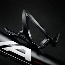 Заредете изображение във визуализатора на галерията – WILDMAN bike bottle holder U2 black
