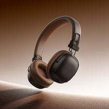 Заредете изображение във визуализатора на галерията – Wireless headphones Hoco W64 brown
