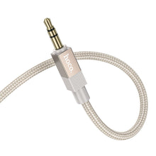 Заредете изображение във визуализатора на галерията – Cable AUX Jack 3,5 mm (male) to Jack 3,5 mm (male) Hoco 1 m UPA32 gold
