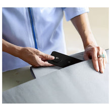 Заредете изображение във визуализатора на галерията – FORCELL F-ENERGY MagNetix 3w1 Qi2 20,5W wireless charger compatible with MagSafe black
