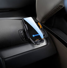 Заредете изображение във визуализатора на галерията – Forcell F-GRIP HS6 car holder with wireless charger with glass and air vent mount black
