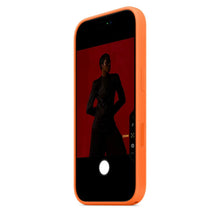 Заредете изображение във визуализатора на галерията – iPhone 17 Pro Silicone Case with MagSafe – Orange
