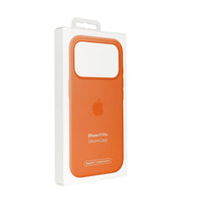 Заредете изображение във визуализатора на галерията – iPhone 17 Pro Silicone Case with MagSafe – Orange
