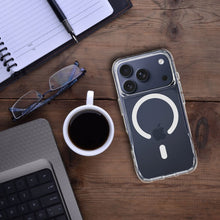 Заредете изображение във визуализатора на галерията – ROAR case SLIM DEFENDER compatible with MagSafe for IPHONE 15 Pro transparent
