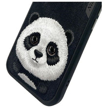 Заредете изображение във визуализатора на галерията – Гръб NIMMY BIG EYED PET 2.0 Panda за IPHONE 15 черен
