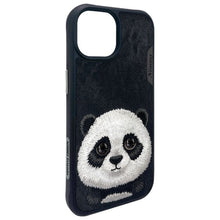 Заредете изображение във визуализатора на галерията – Гръб NIMMY BIG EYED PET 2.0 Panda за IPHONE 15 черен
