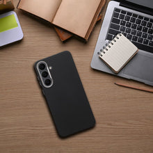 Заредете изображение във визуализатора на галерията – Case KEVLAR compatible with MagSafe for SAMSUNG S26 ULTRA black
