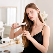 Заредете изображение във визуализатора на галерията – Hair straightener Hoco HP46 pink

