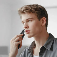 Заредете изображение във визуализатора на галерията – Nose hair trimmer Hoco HP38 black
