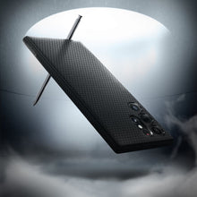Заредете изображение във визуализатора на галерията – Spigen luqid air case for samsung s22 ultra matte black
