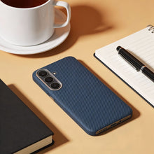 Заредете изображение във визуализатора на галерията – Case KEVLAR compatible with MagSafe for SAMSUNG S26 Ultra blue
