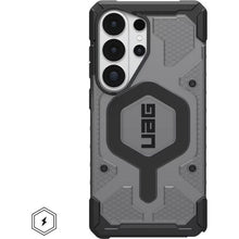 Заредете изображение във визуализатора на галерията – UAG Urban Armor Gear case PATHFINDER CLEAR MAGNET with built-in magnet for SAMSUNG S26 Ultra ash black
