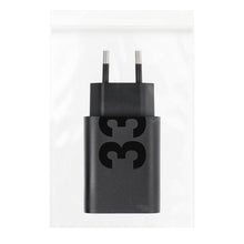 Заредете изображение във визуализатора на галерията – MOTOROLA original charger USB A 33W MC339 black bulk
