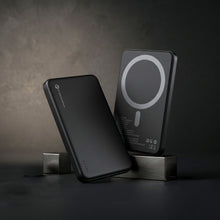 Заредете изображение във визуализатора на галерията – Powerbank compatible with MagSafe Forcell F-Energy Slim F5K9 QC4.0 PD3.0 15W 5000 mAh black
