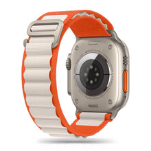 Заредете изображение във визуализатора на галерията – Tech-Protect Nylon Pro Strap for Apple Watch 4 / 5 / 6 / 7 / 8 / 9 / SE / Ultra 1 / 2 (42/44/45/49 mm) - Orange-Beige
