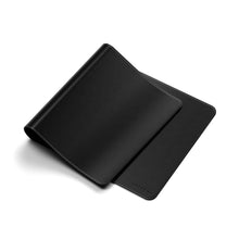 Заредете изображение във визуализатора на галерията – SATECHI vegan leather desk pad ST-LPDMK black
