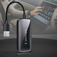 Заредете изображение във визуализатора на галерията – Wireless car adapter OTTOCAST Play2Video CA515-T black
