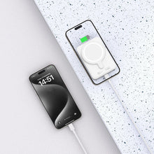 Заредете изображение във визуализатора на галерията – Tech-Protect LifeMag PB10 Powerbank with MagSafe 5000mAh 15W USB-C port - white + USB-C cable
