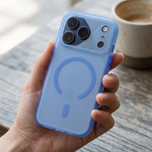 Заредете изображение във визуализатора на галерията – Case for iPhone 14 PRO Aurora compatible with MagSafe blue

