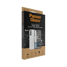 Заредете изображение във визуализатора на галерията – PanzerGlass HardCase antibacterial Military Grade certified case for Samsung Galaxy S22 - transparent
