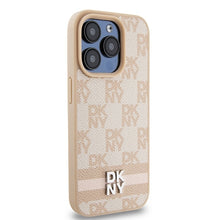 Заредете изображение във визуализатора на галерията – Original Case DKNY hardcase Leather Checkered Mono Pattern &amp; Printed Stripes DKHCP15LPCPTSSP for Iphone 15 Pro pink
