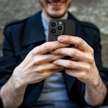 Заредете изображение във визуализатора на галерията – SILICONE MAG COVER (big hole) case compatible with MagSafe for IPHONE 17 Pro Max black
