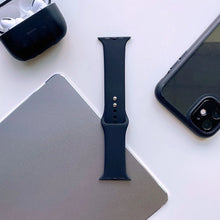 Заредете изображение във визуализатора на галерията – Tech-Protect IconBand for Apple Watch 4/5/6/7/8/9/SE/Ultra 1/2 (42/44/45/49 mm) - Black
