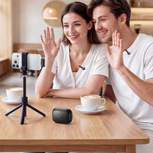 Заредете изображение във визуализатора на галерията – Wireless lavalier microphone USB C Hoco L27 black
